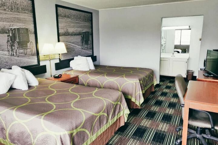 Sprucewood Inn
