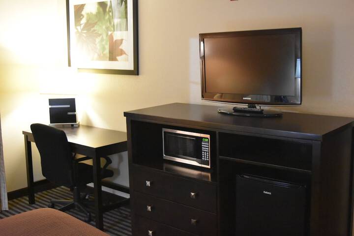 Room 17 of 36