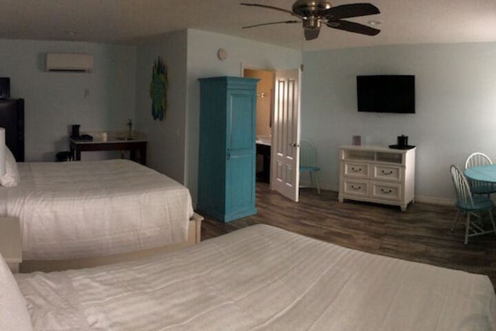 Room 16 of 48