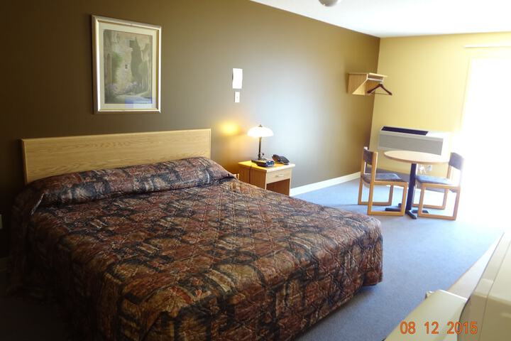 Room 51 of 63