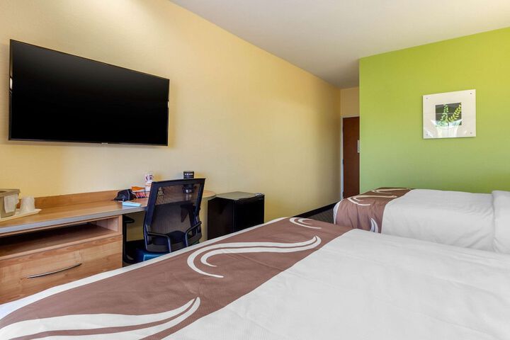 Room 34 of 51