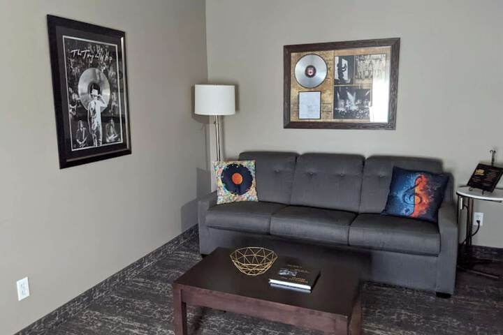 Room 38 of 54