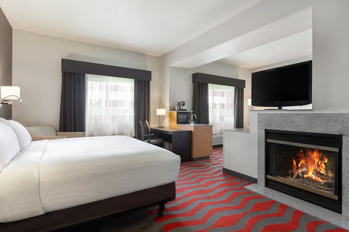 Room 42 of 84
