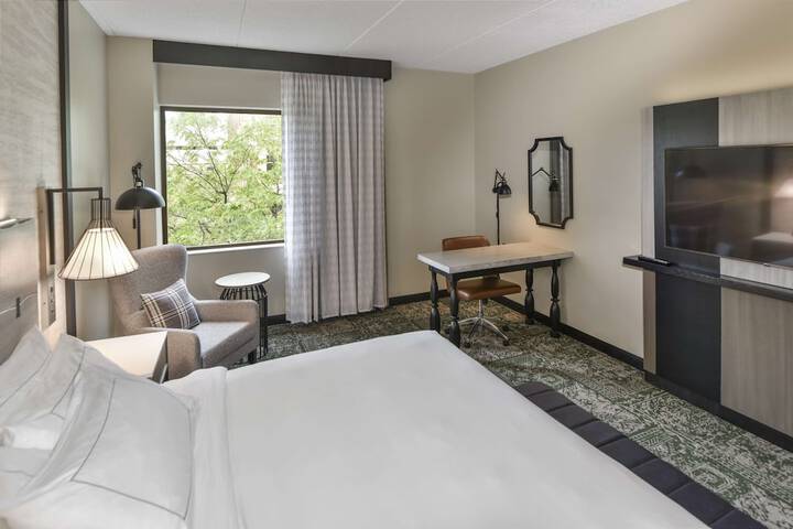 Room 14 of 56