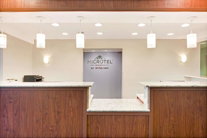 Microtel Inn & Suites by Wyndham Urbandale / Des Moines