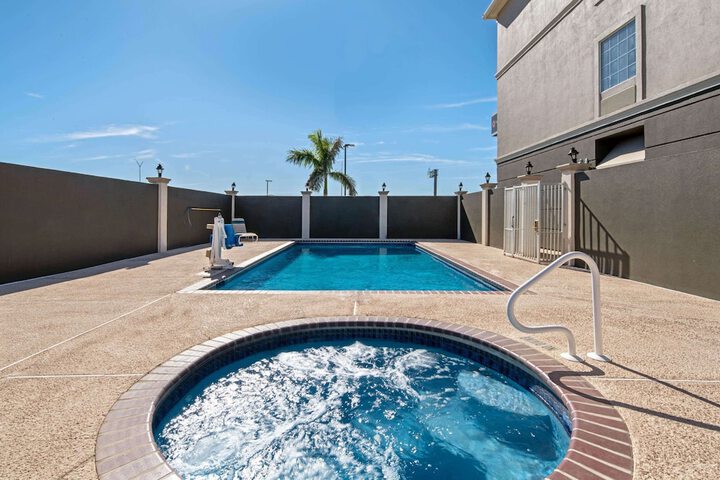 Pool 6 of 50