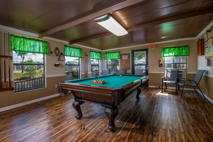 Waters Edge RV Resort