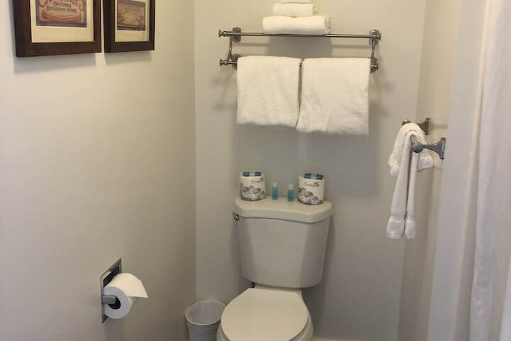 Room 44 of 72