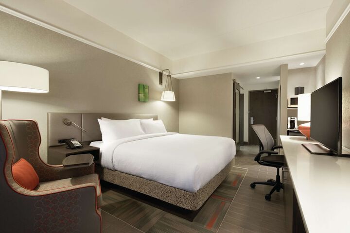 Room 12 of 31