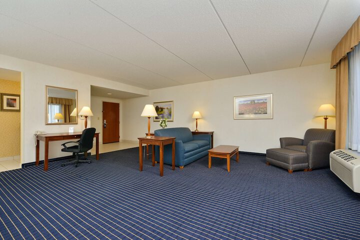 Room 16 of 42