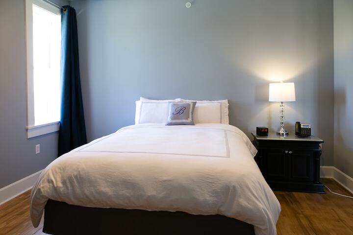 Room 9 of 20
