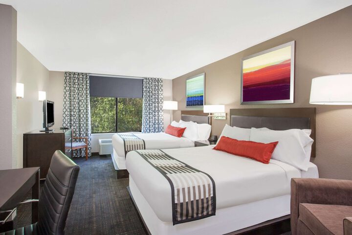 Room 22 of 29