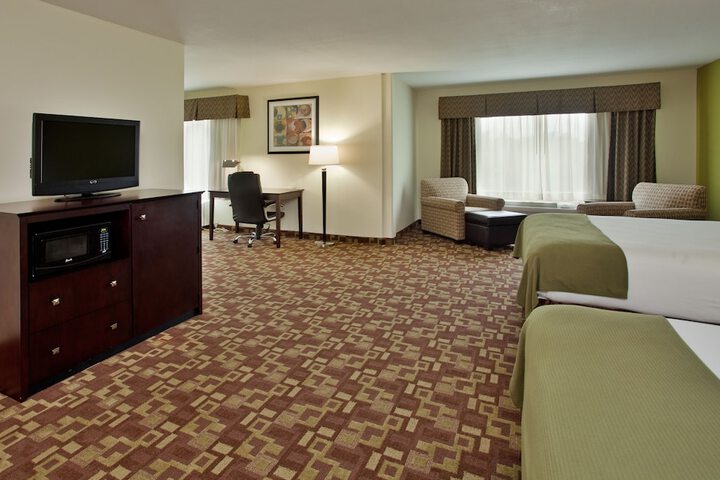 Room 14 of 48