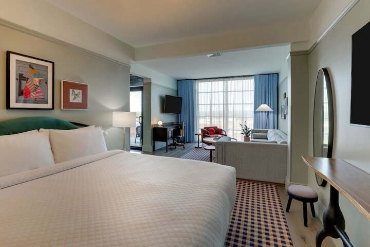 Trilogy Hotel Montgomery Autograph Collection