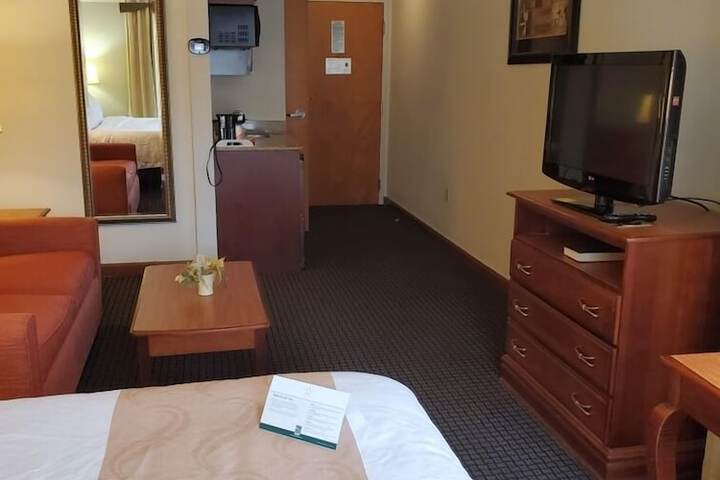 Room 37 of 50