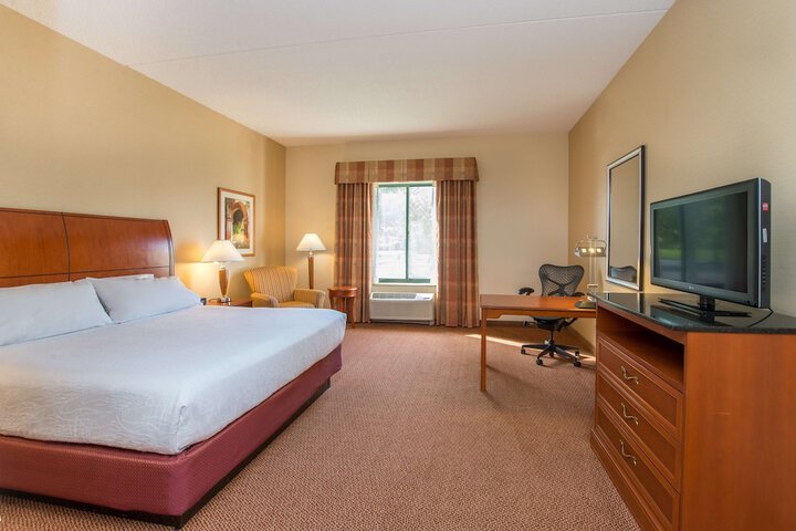 Room 22 of 34