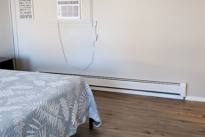 Room 9 of 35