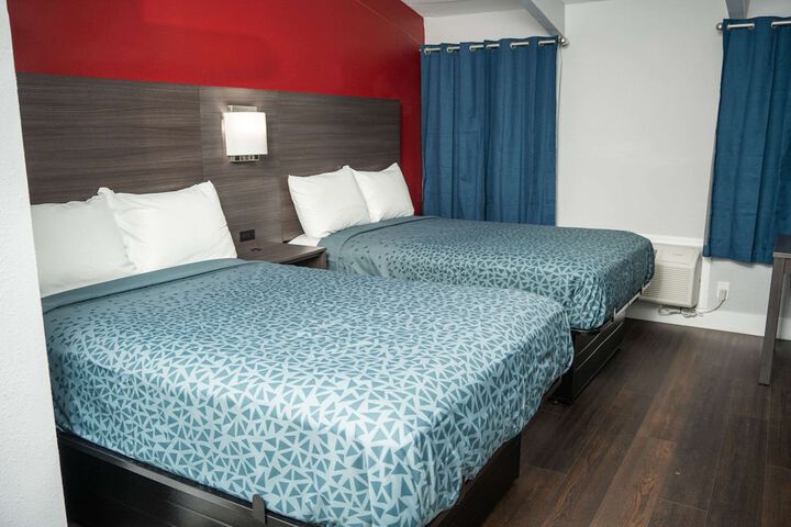 Room 17 of 29