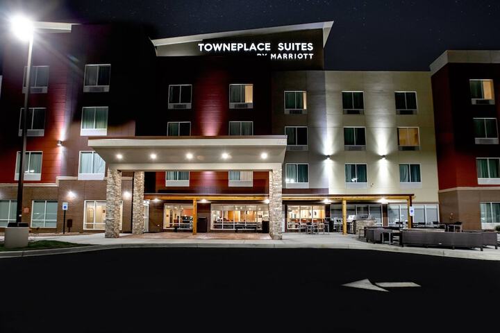 Hotel 2 of 27