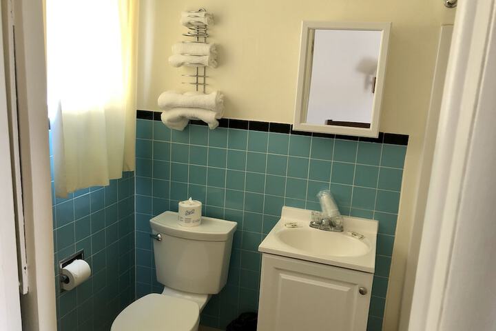 Room 18 of 24