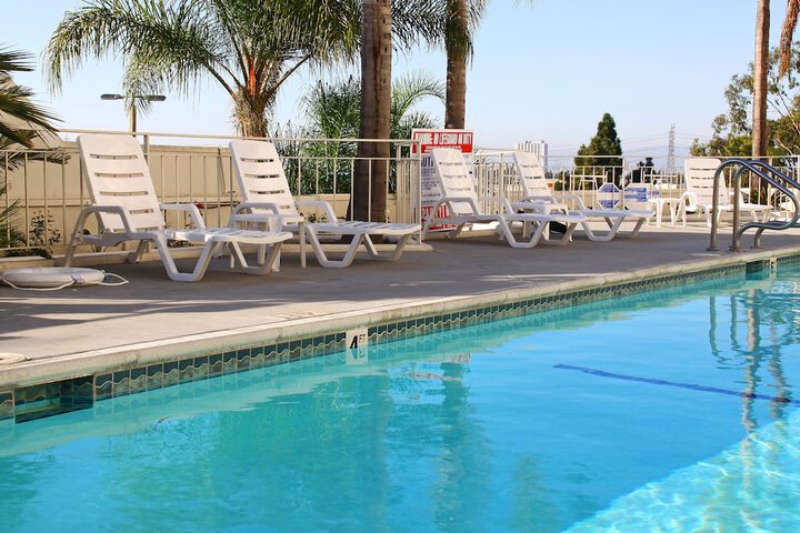 Pool 6 of 84