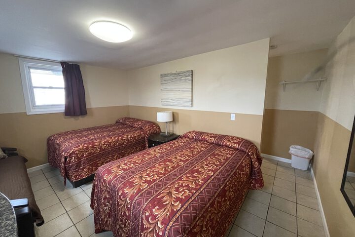 Room 79 of 135