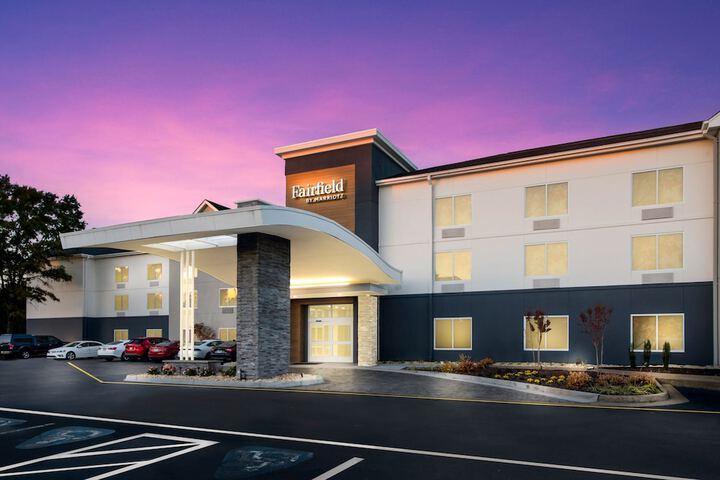 Hotel 2 of 52