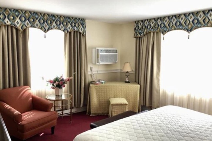 Room 74 of 156