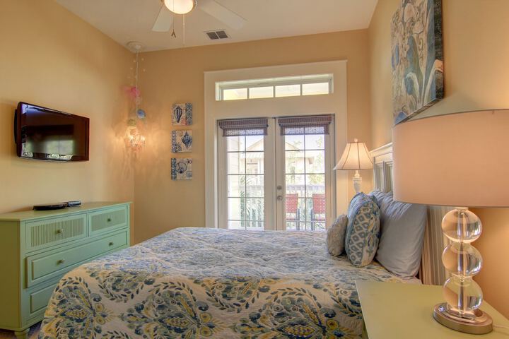 Room 8 of 27
