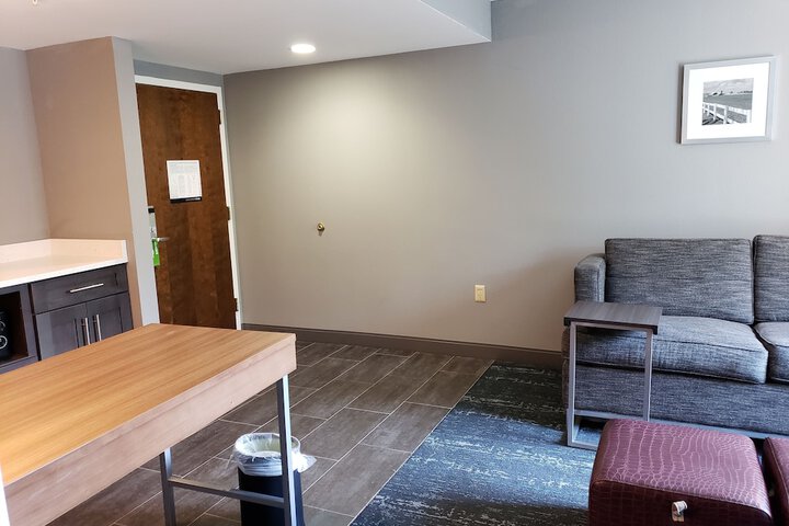 Room 129 of 169