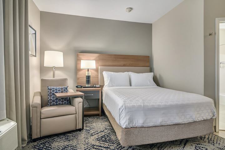 Room 14 of 23