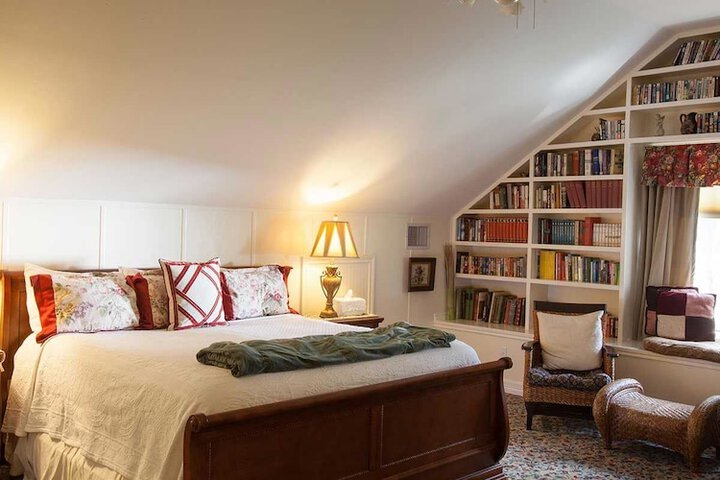 Room 21 of 65