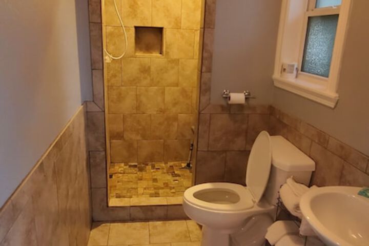 Room 15 of 22