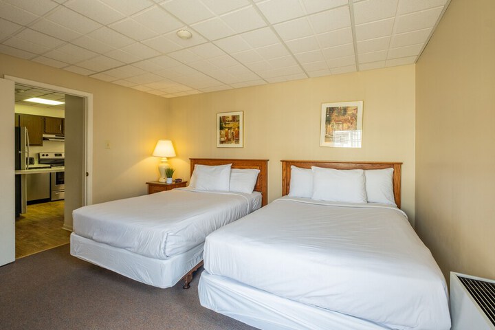 Room 13 of 29