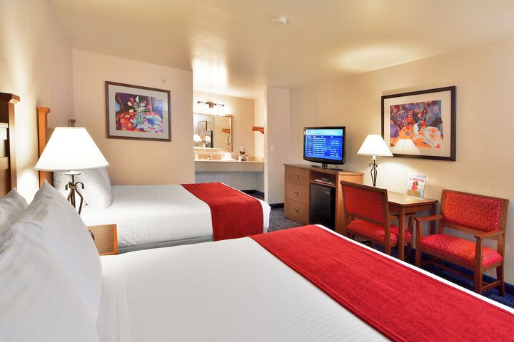 Room 32 of 42