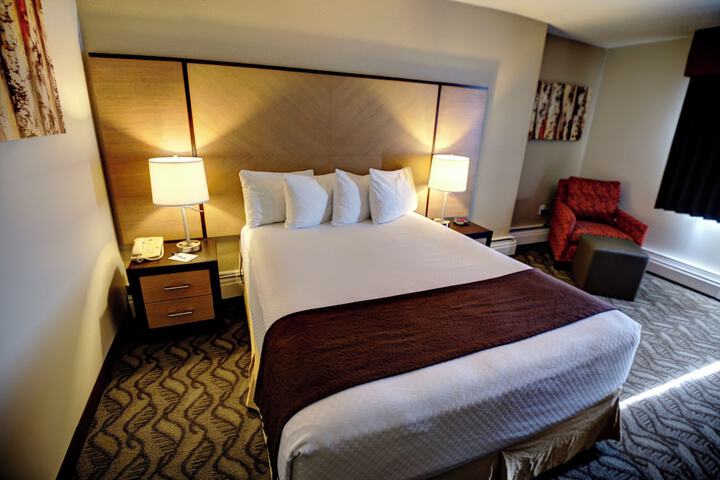 Days Inn by Wyndham Airdrie