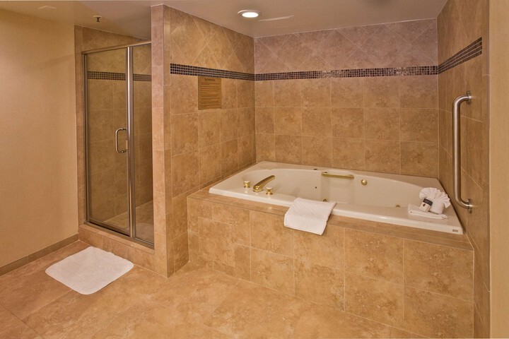 DoubleTree by Hilton Los Angeles - Rosemead