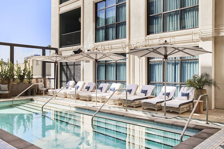 Pool 4 of 64