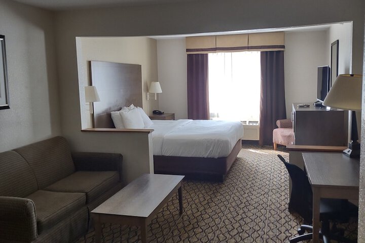 Room 6 of 31