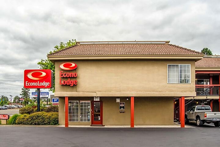 Econo Lodge Southeast