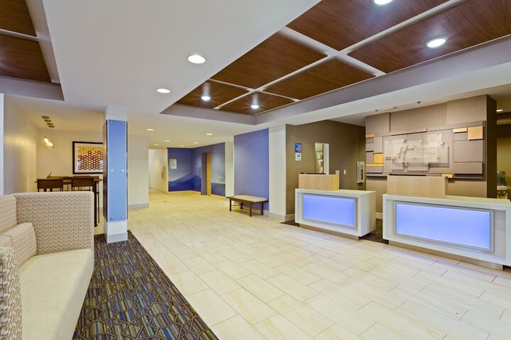 Holiday Inn Express Hotel & Suites Tavares - Leesburg by IHG