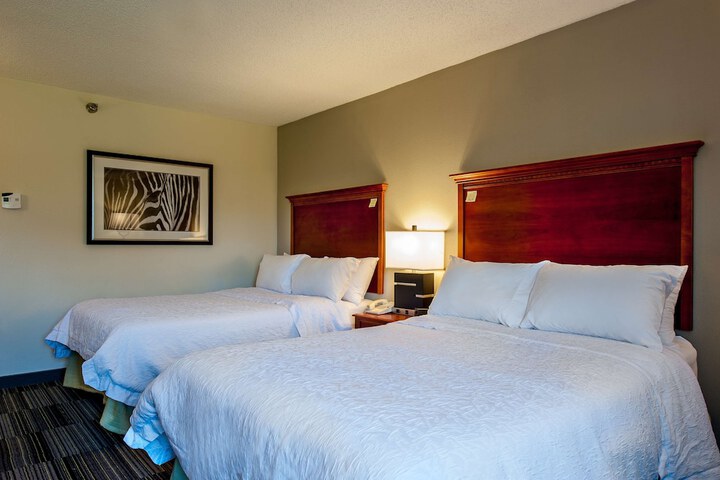 Room 14 of 32