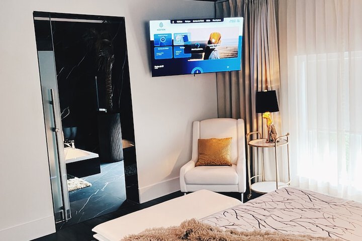 Room 18 of 54
