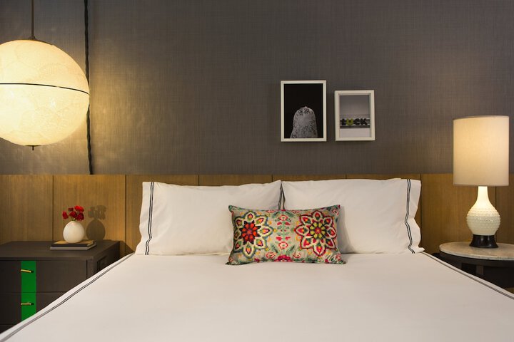 Room 25 of 130
