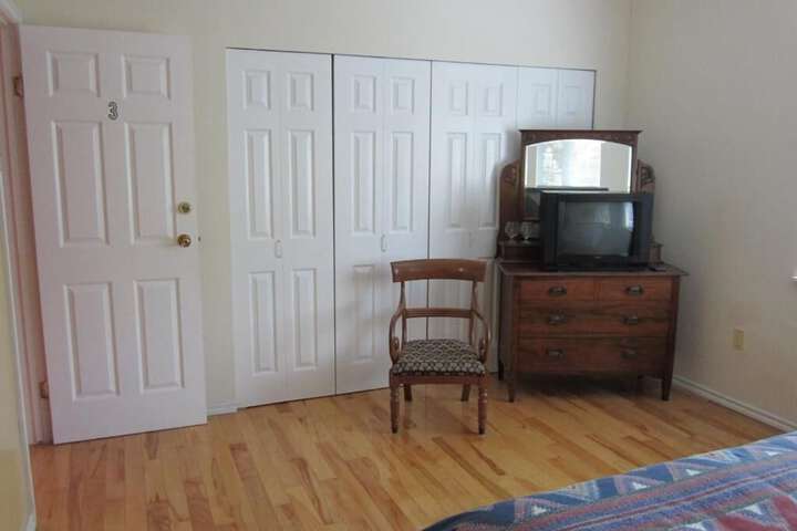 Room 22 of 40