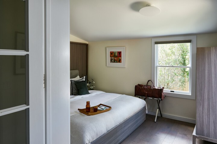 Room 29 of 85
