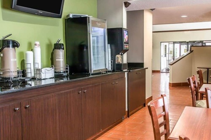 Baymont by Wyndham Flat Rock