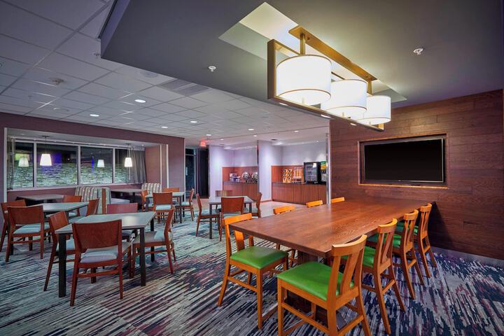 Fairfield Inn & Suites by Marriott Grand Mound Centralia