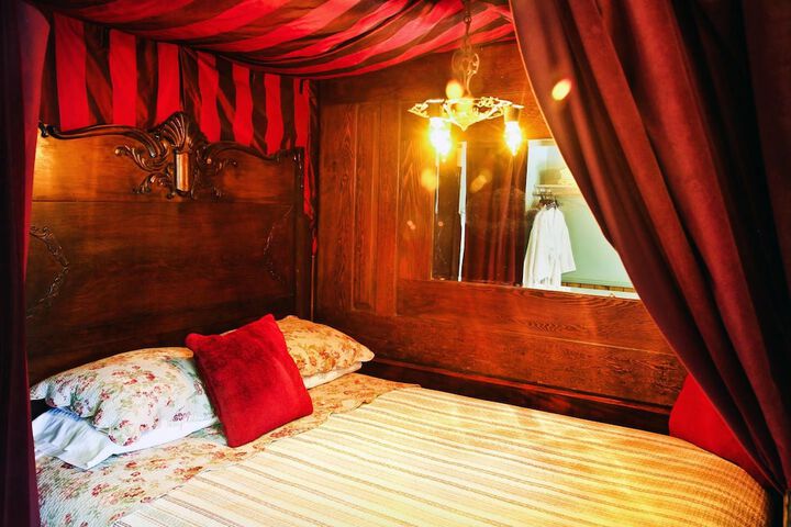 Room 20 of 30