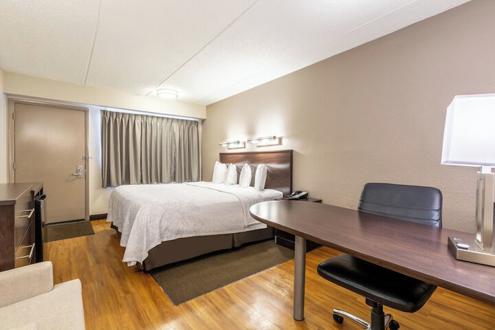 Room 15 of 35